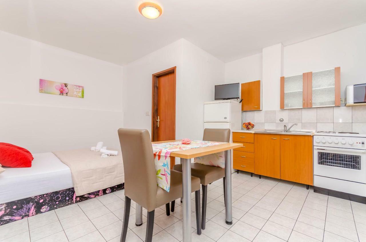 Apartments Tonka Donji Okrug  Luaran gambar